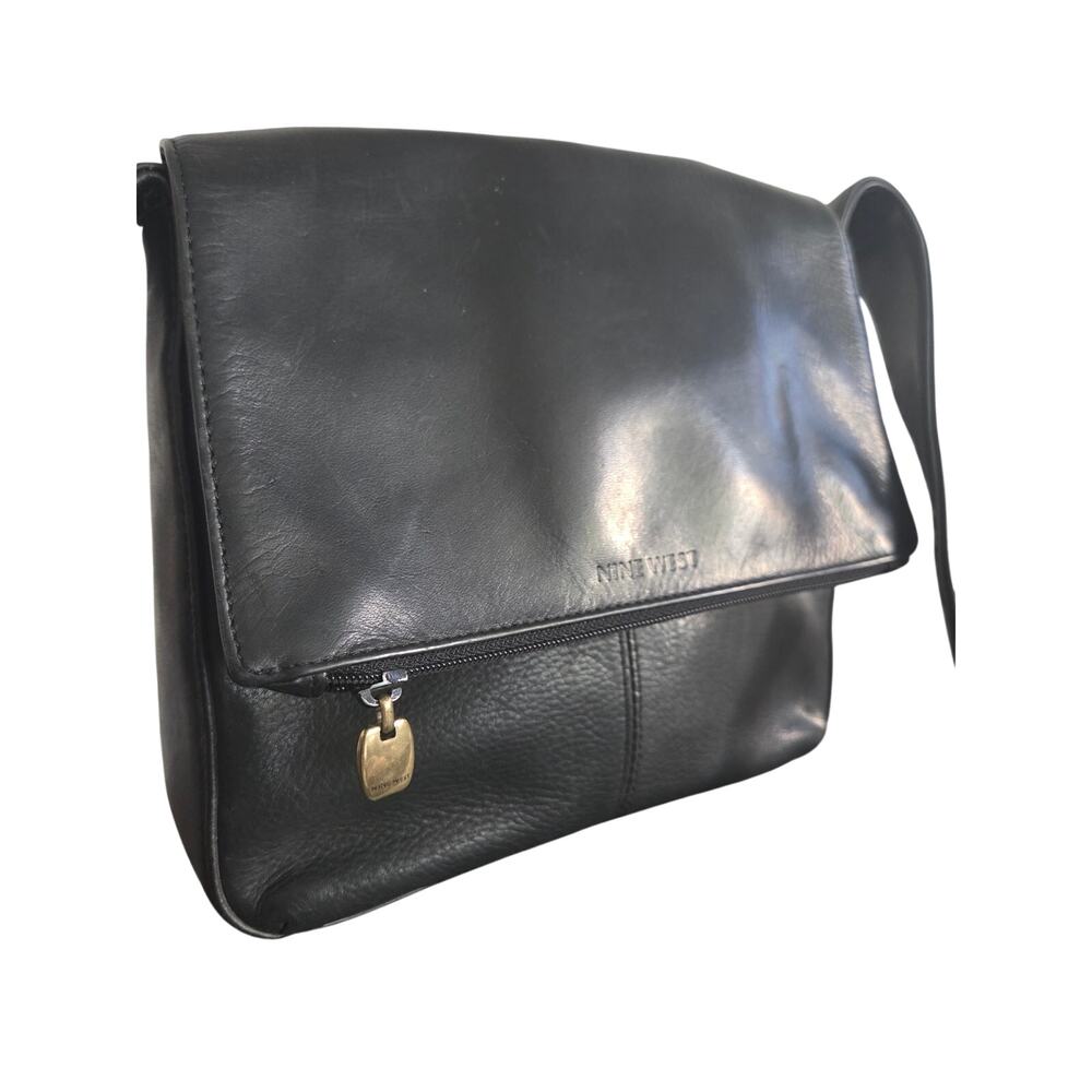 Vintage 90s Y2K Nine West Black Leather Flapover Crossbody Shoulder Bag Small
